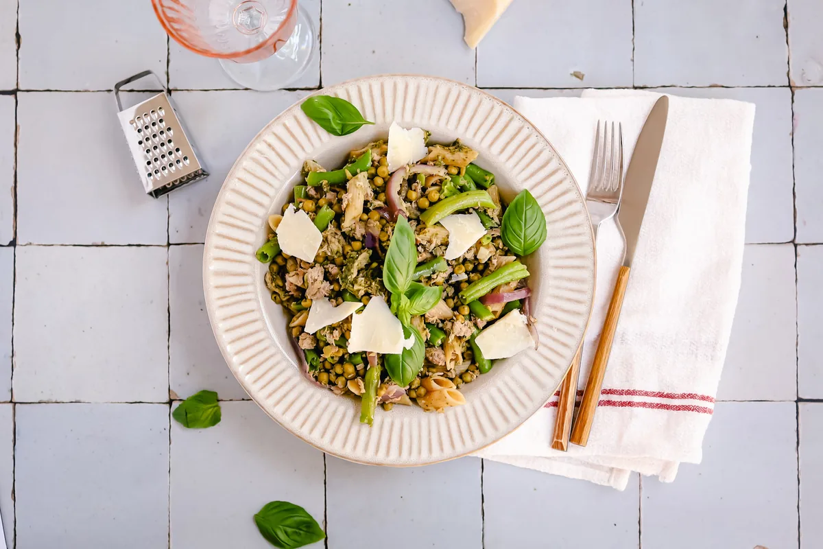 Tuna Pesto Penne with Peas & Green Beans