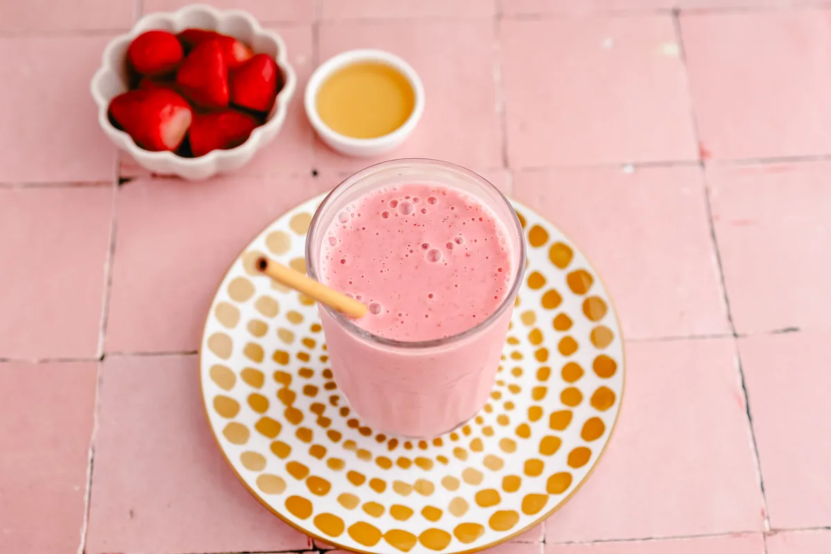 Banana & Strawberry Smoothie