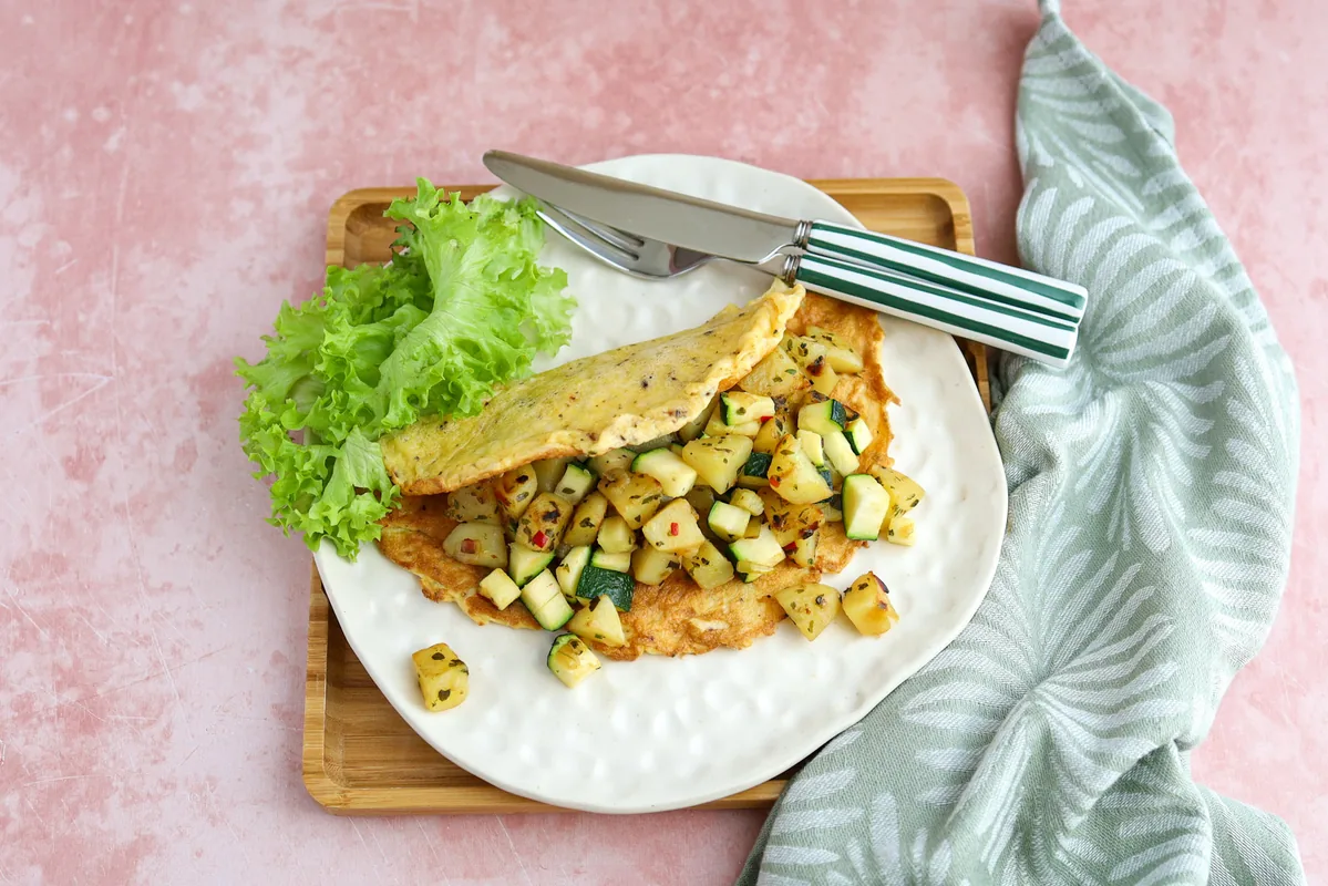 Cheese Omelet with Zucchini & Potato