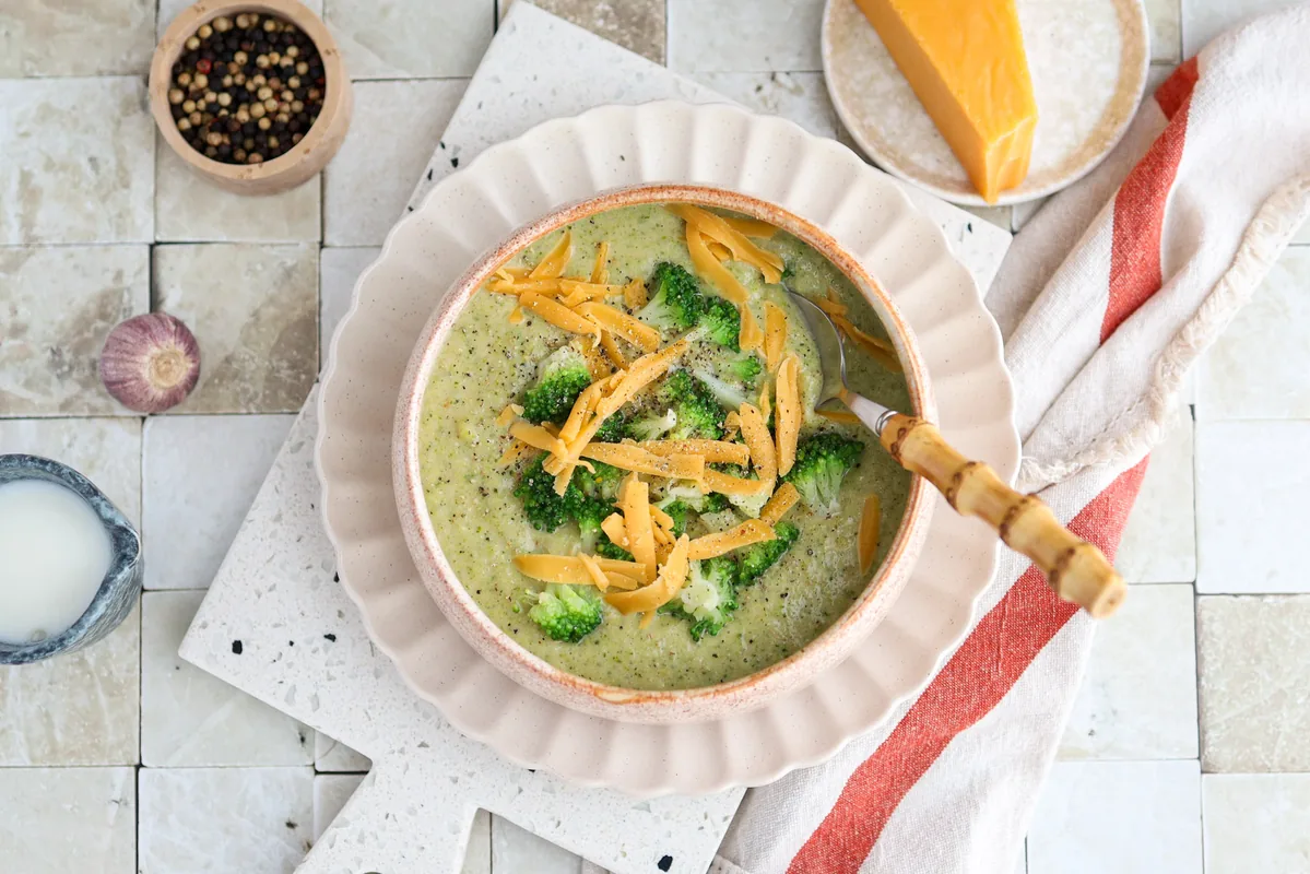 Creamy broccoli cheddar soup