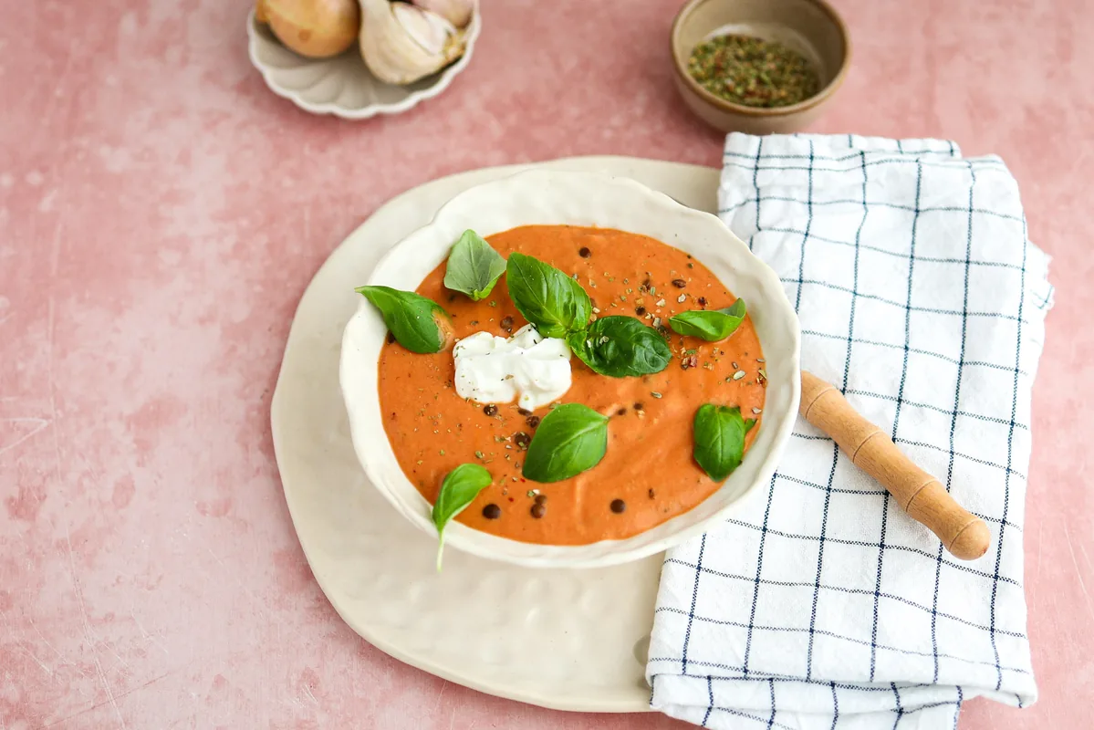 Creamy Tomato Soup with Lentils