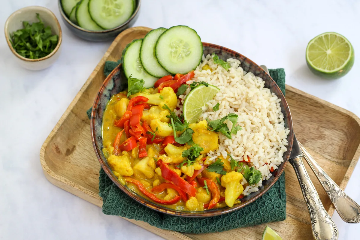 Fish Curry with Bell Pepper & Cauliflower