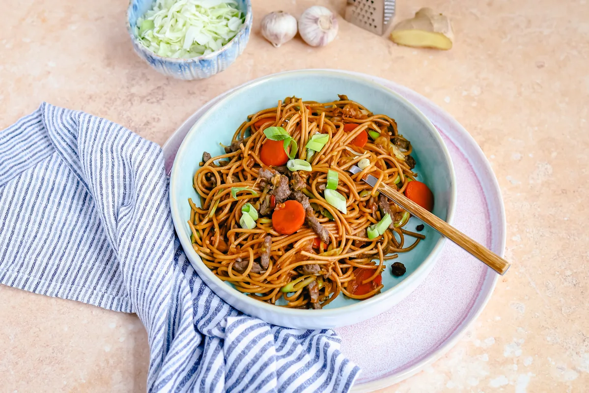 Fried Noodles with Beef Strips