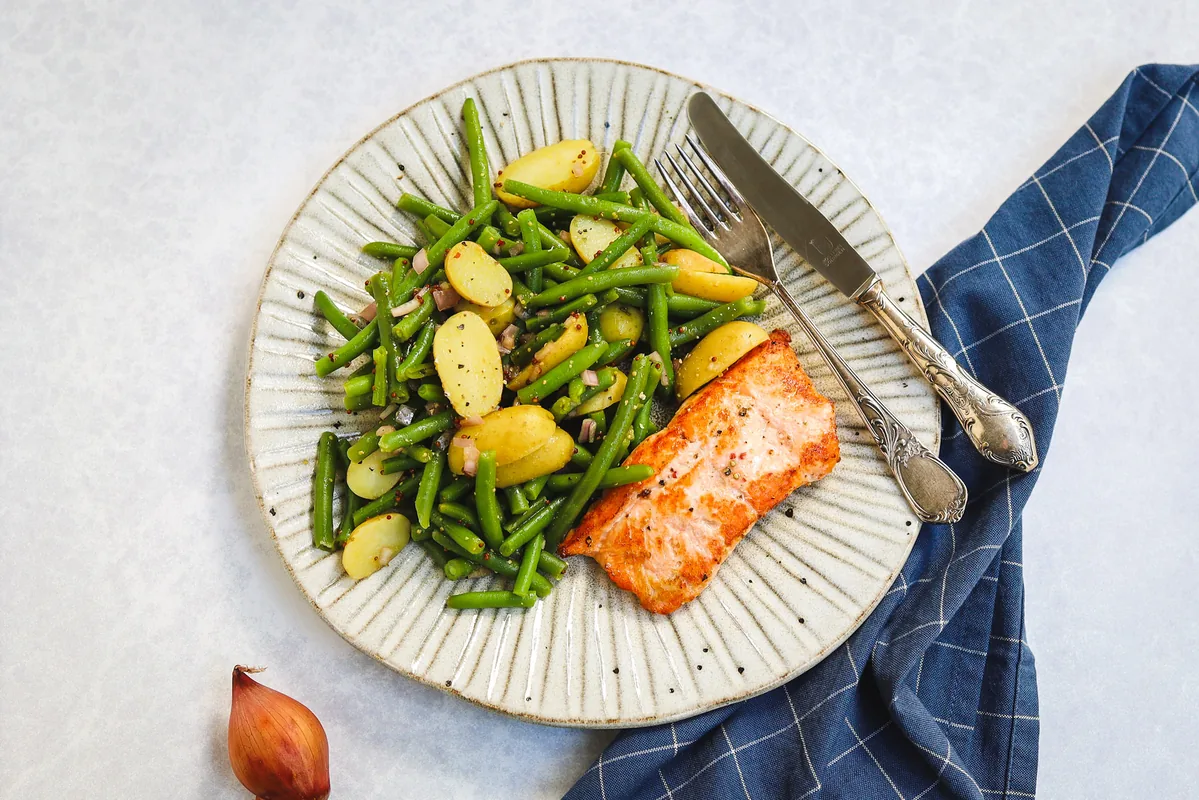 Green Beans & Baby Potato Salad with Salmon