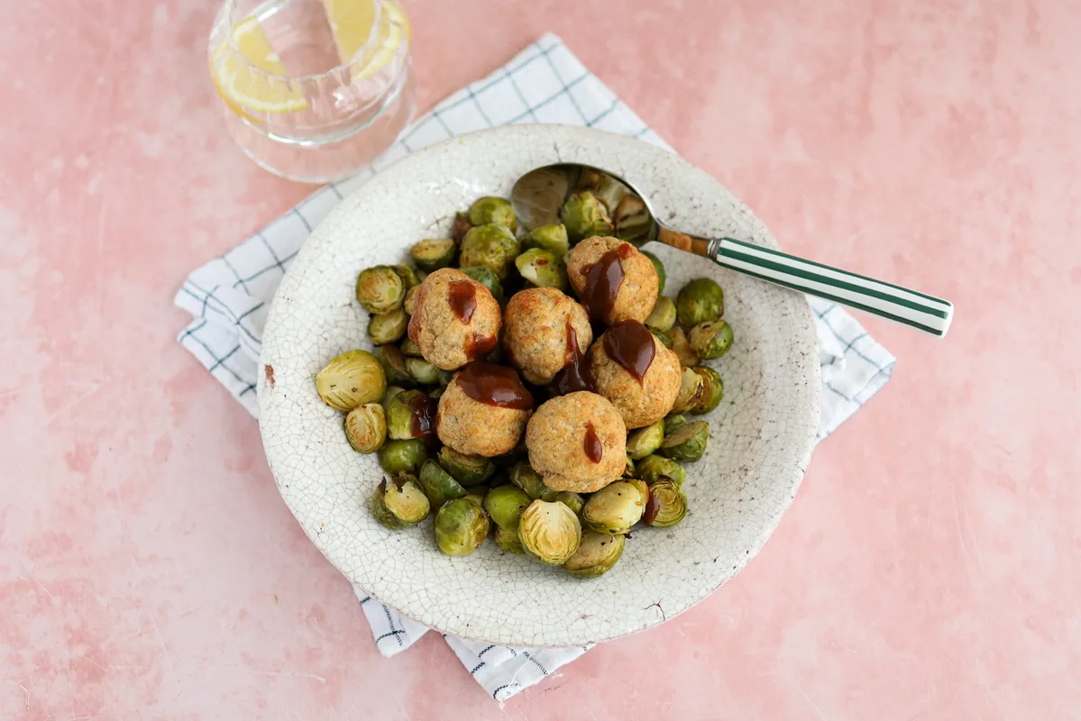 Meatballs with Roasted Brussels Sprouts