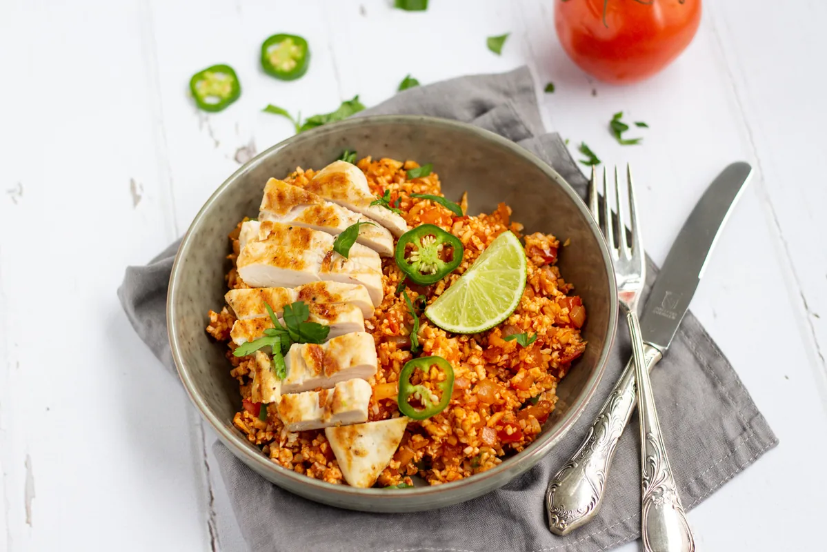 Mexican Cauliflower Rice Bowl with Chicken