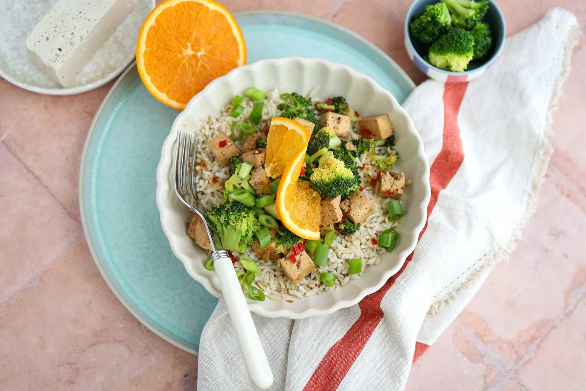 Orange Tofu Stir-Fry with Broccoli & Rice