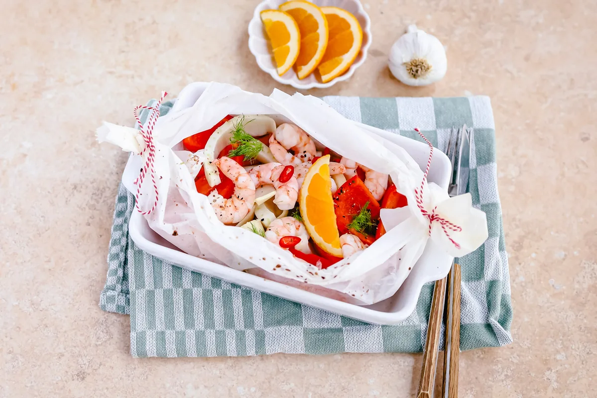 Oven Packets with Shrimp, Bell Pepper & Fennel