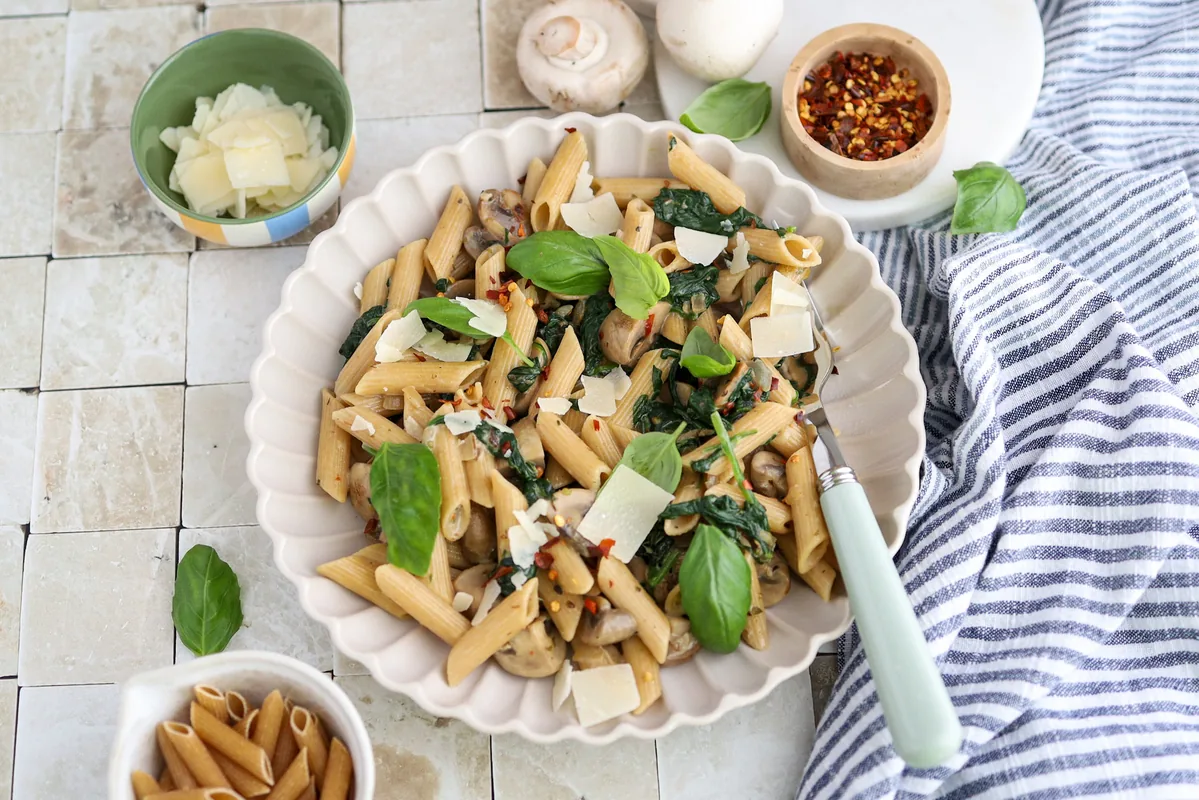 Penne with Mushrooms & Spinach