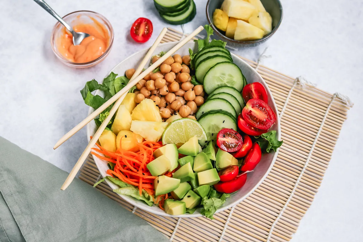 Poke Bowl with Chickpeas & Pineapple