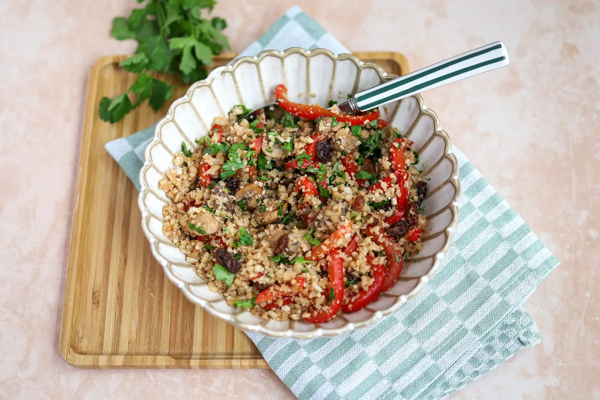 Cauliflower Rice Tabouleh with Mushrooms & Bell Pepper