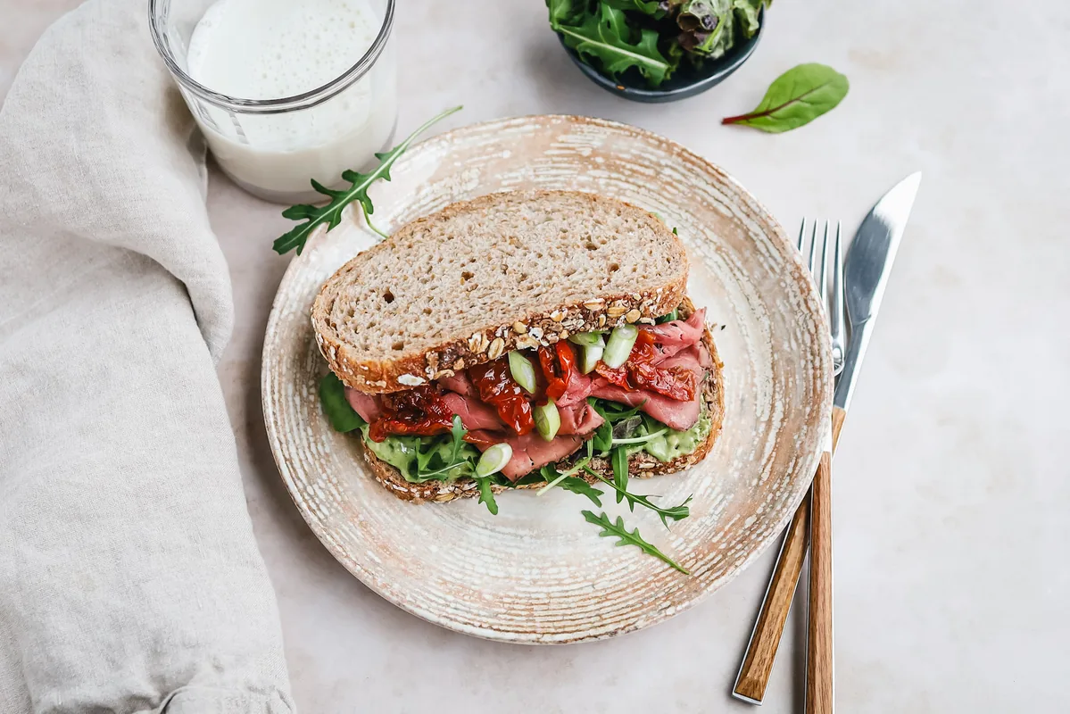 Roast Beef & Pesto Sandwich