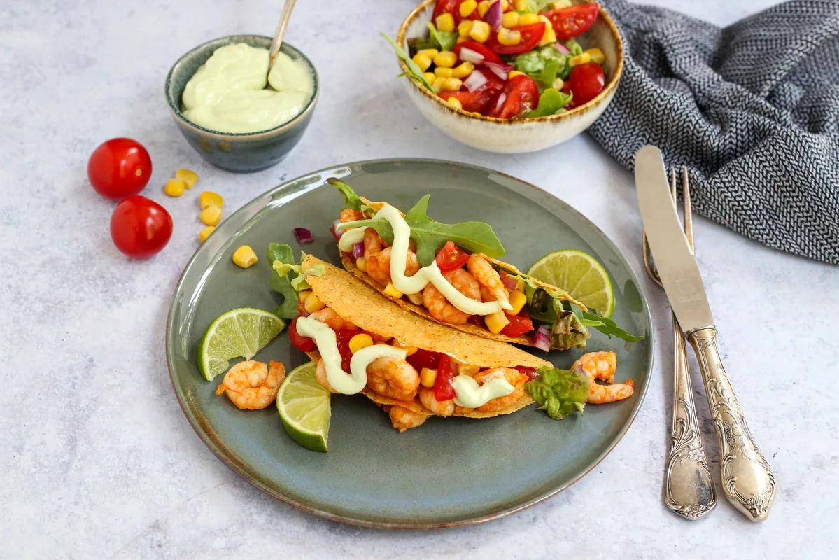 Tacos with Shrimp & Avocado Dressing